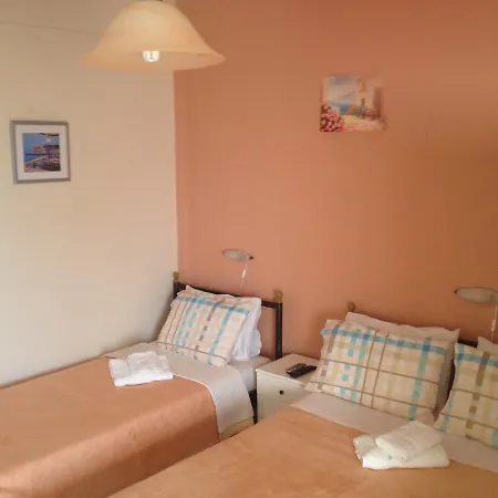 Dolphins House Nea Vrasna