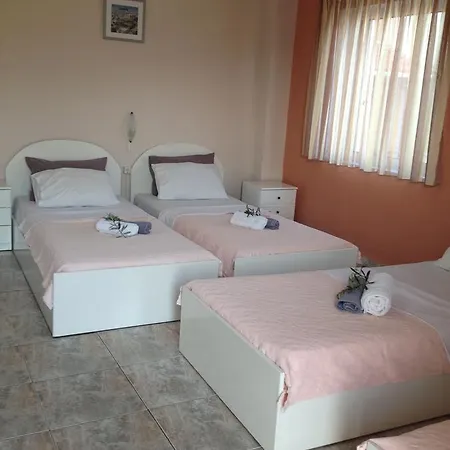 Dolphins House Apartment Nea Vrasna